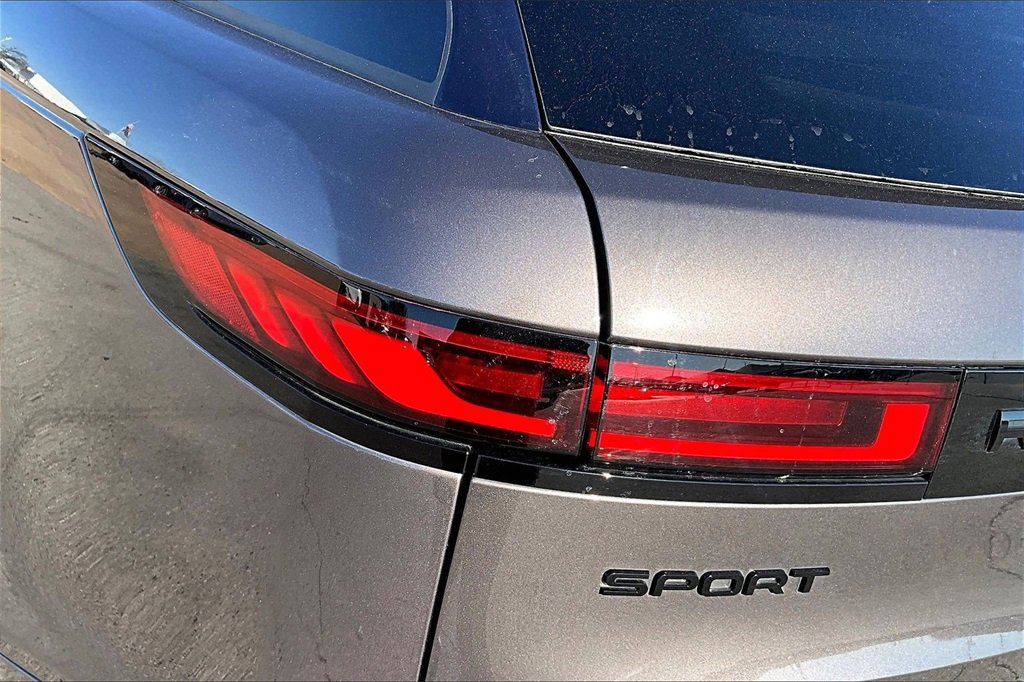 Used 2024 Land Rover Range Rover Sport Dynamic SE image 31