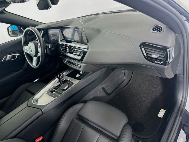 Used 2022 BMW Z4 sDrive30i w/ Premium Package image 24