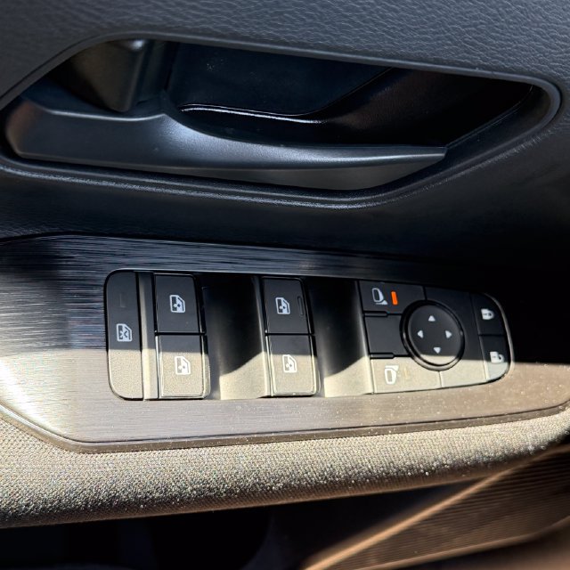 New 2026 Nissan Kicks S FWD image 15
