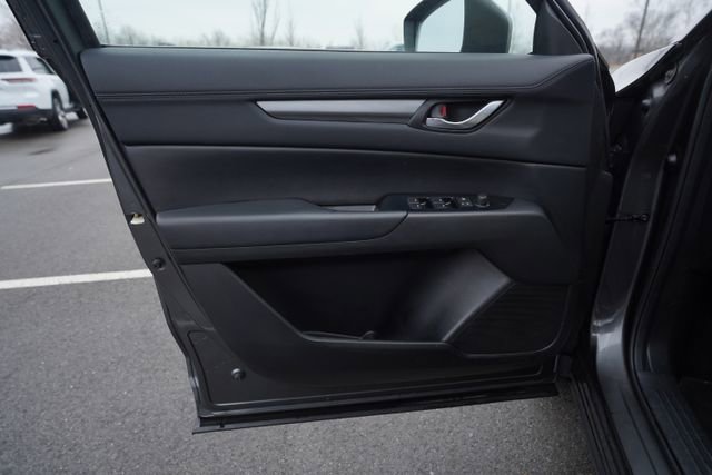 Used 2018 MAZDA CX-5 Touring image 13