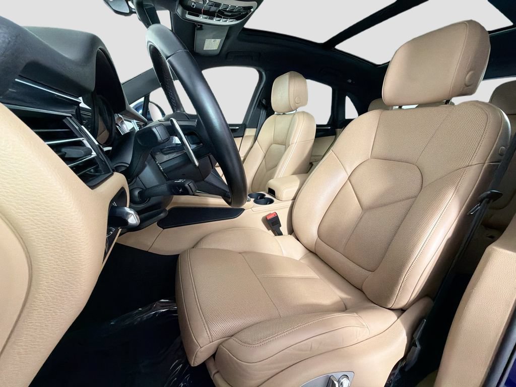 Used 2024 Porsche Macan AWD/4WD image 22
