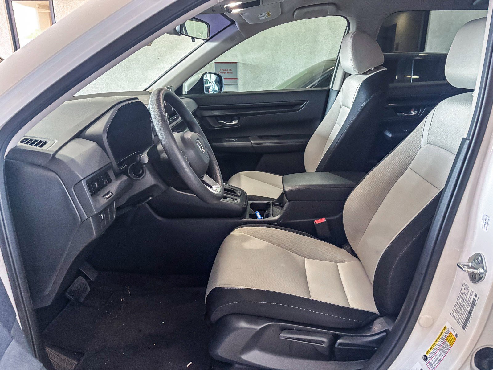 Used 2023 Honda CR-V LX image 18