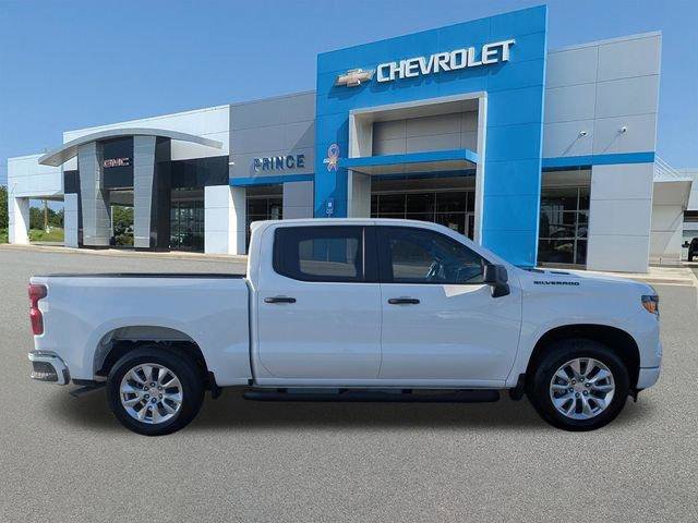 New 2026 Chevrolet Silverado 1500 Custom w/ LPO, Dark Essentials Package RWD image 3