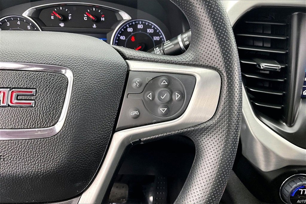 Used 2023 GMC Acadia SLE w/ Driver Convenience Package image 19