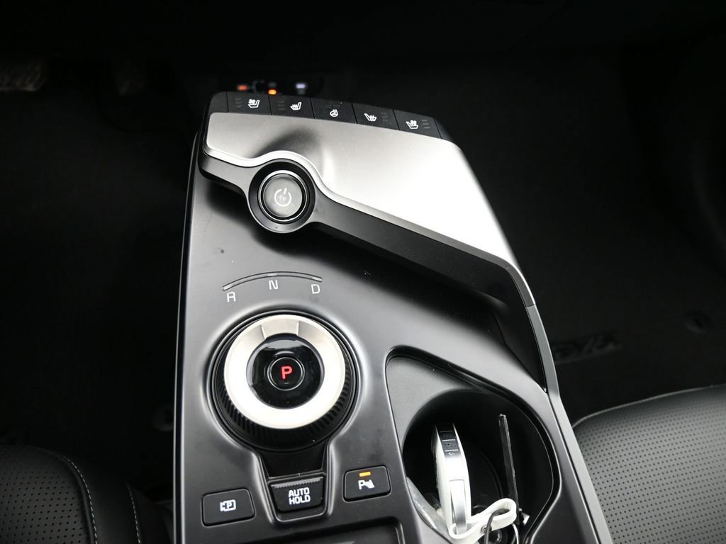 New 2025 Kia EV6 Wind image 17