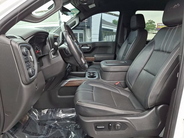 Used 2020 Chevrolet Silverado 1500 High Country w/ Technology Package AWD/4WD image 14