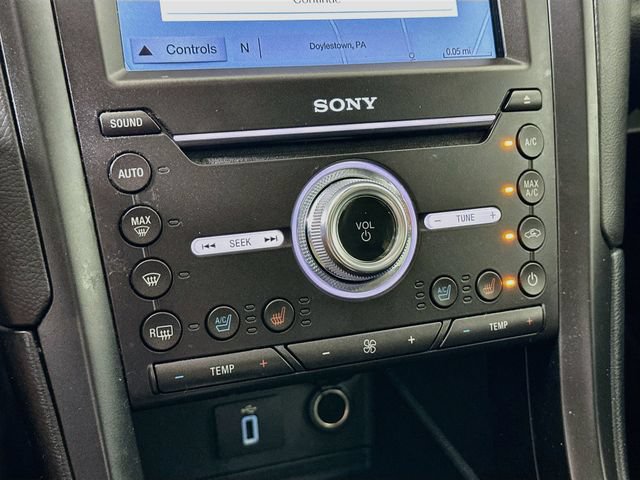 Used 2017 Ford Fusion Energi Titanium FWD image 21