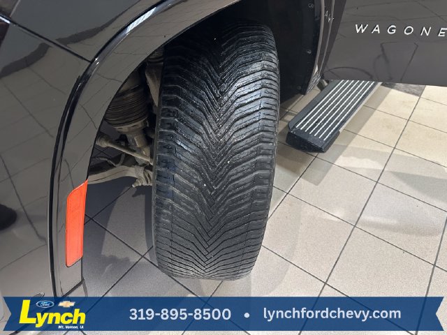 Used 2023 Jeep Wagoneer L Series III w/ Premium Group I AWD/4WD image 35
