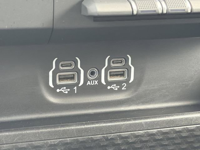 Used 2024 RAM 1500 Laramie RWD image 9