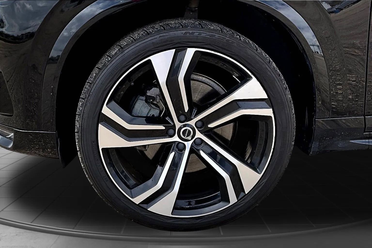 Used 2020 Volvo XC90 T6 R-Design AWD/4WD image 31