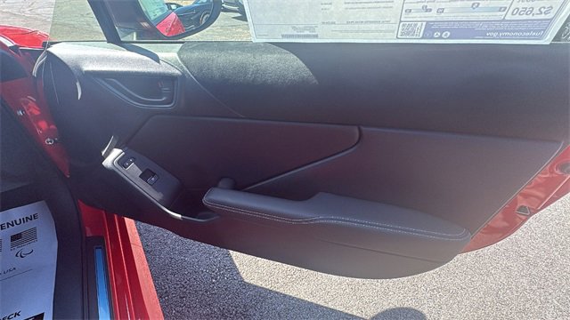 New 2025 Toyota GR86 Premium image 25