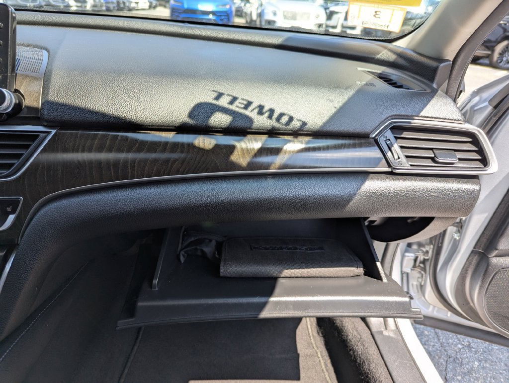Used 2018 Honda Accord EX-L image 29