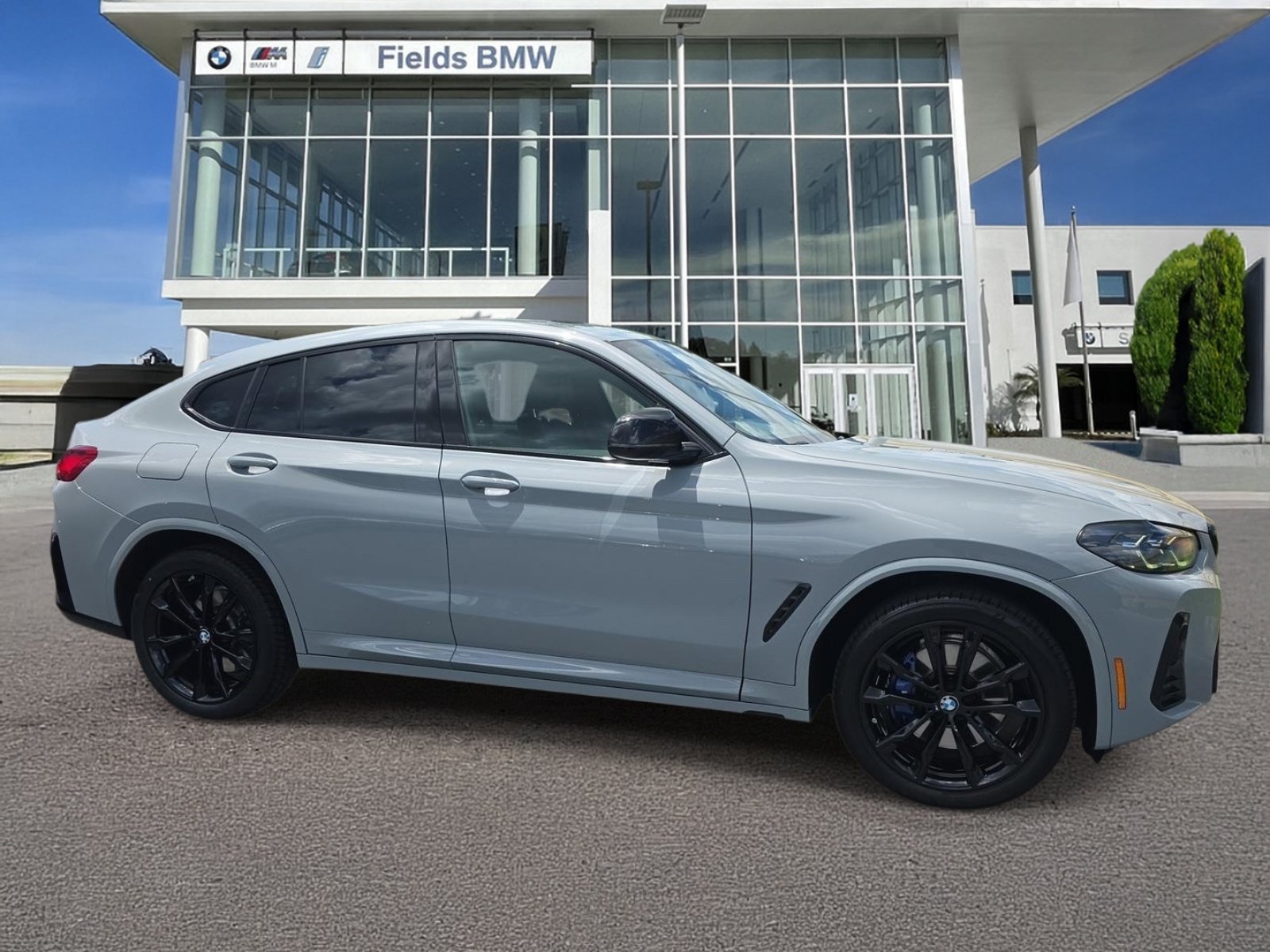 Certified 2024 BMW X4 M40i w/ Shadowloine Package AWD/4WD image 1