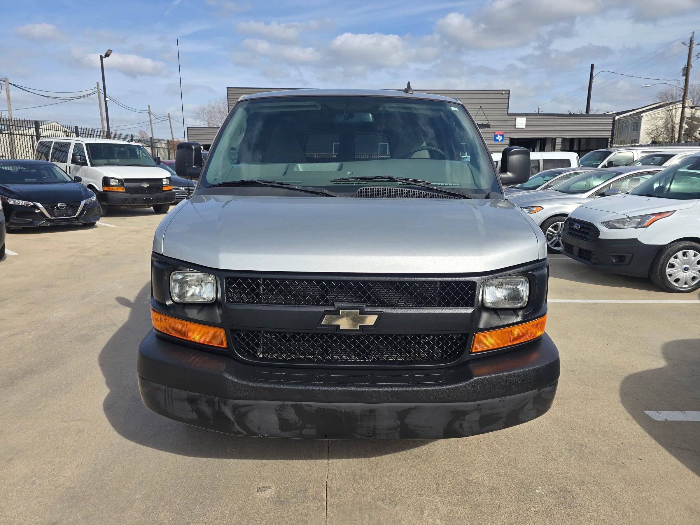 Used 2017 Chevrolet Express 2500 LS image 12
