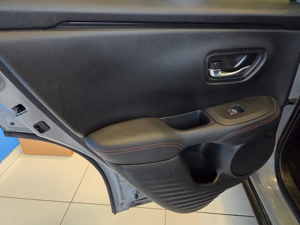 Certified 2025 Honda HR-V Sport image 15