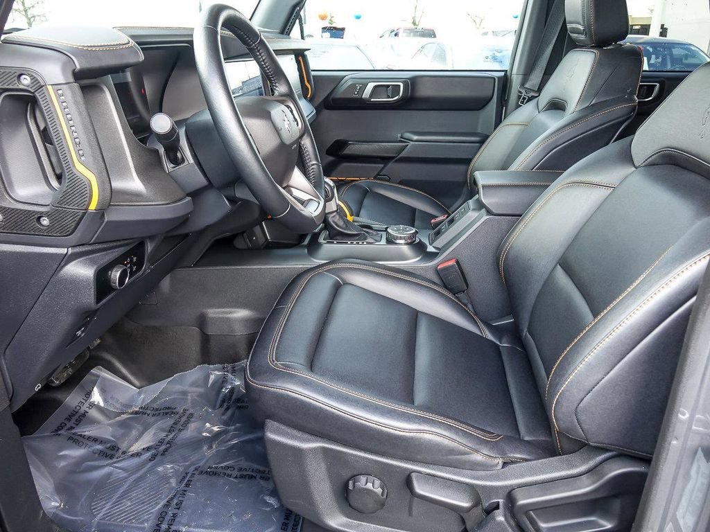 Used 2024 Ford Bronco Badlands w/ Sasquatch Package AWD/4WD image 9