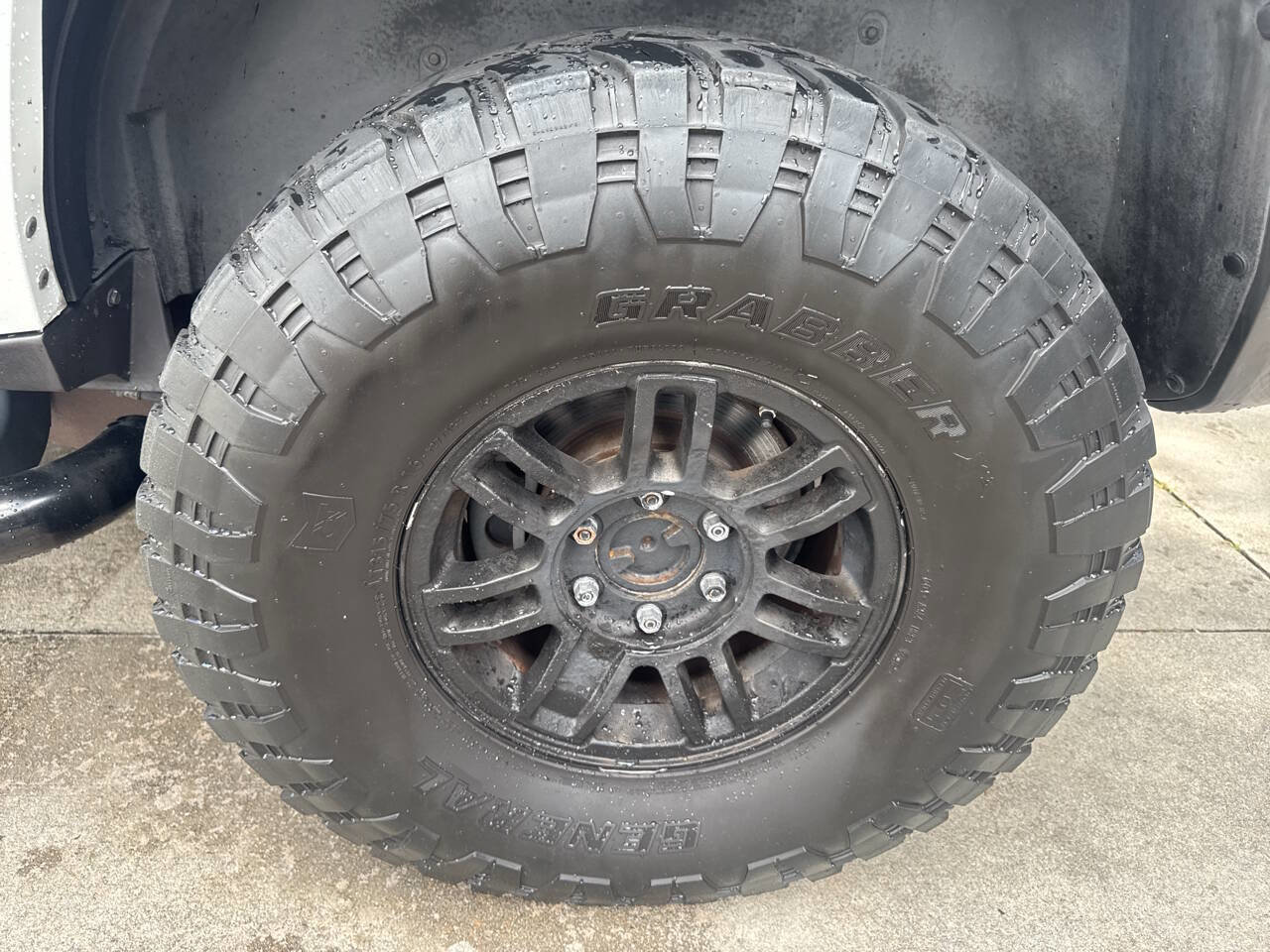 Used 2008 HUMMER H3 image 23