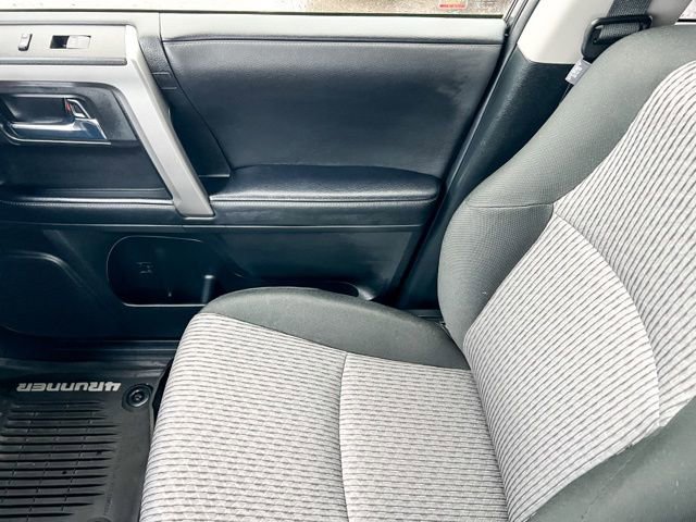 Used 2020 Toyota 4Runner SR5 image 18