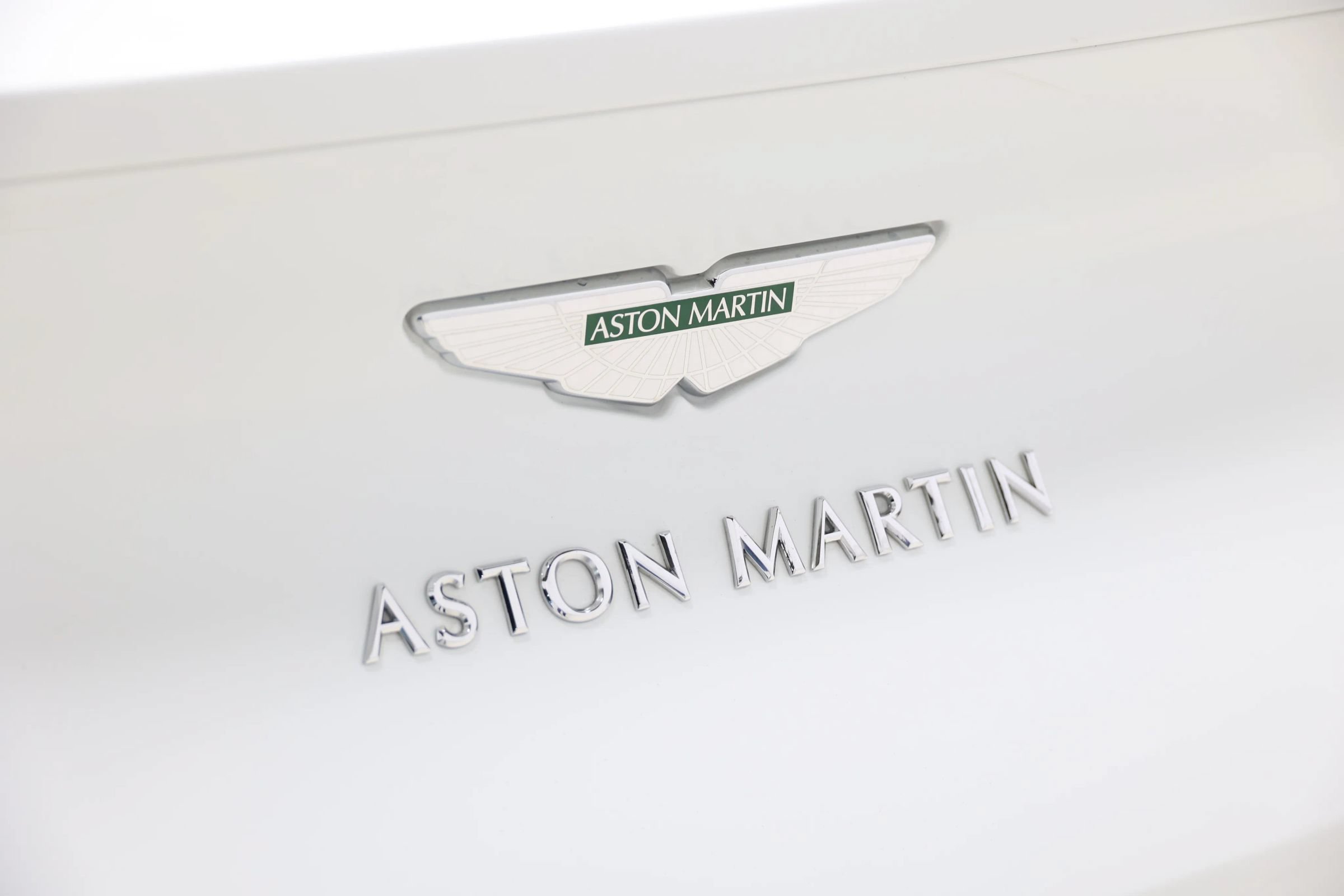 Used 2019 Aston Martin DB11 Volante RWD image 70