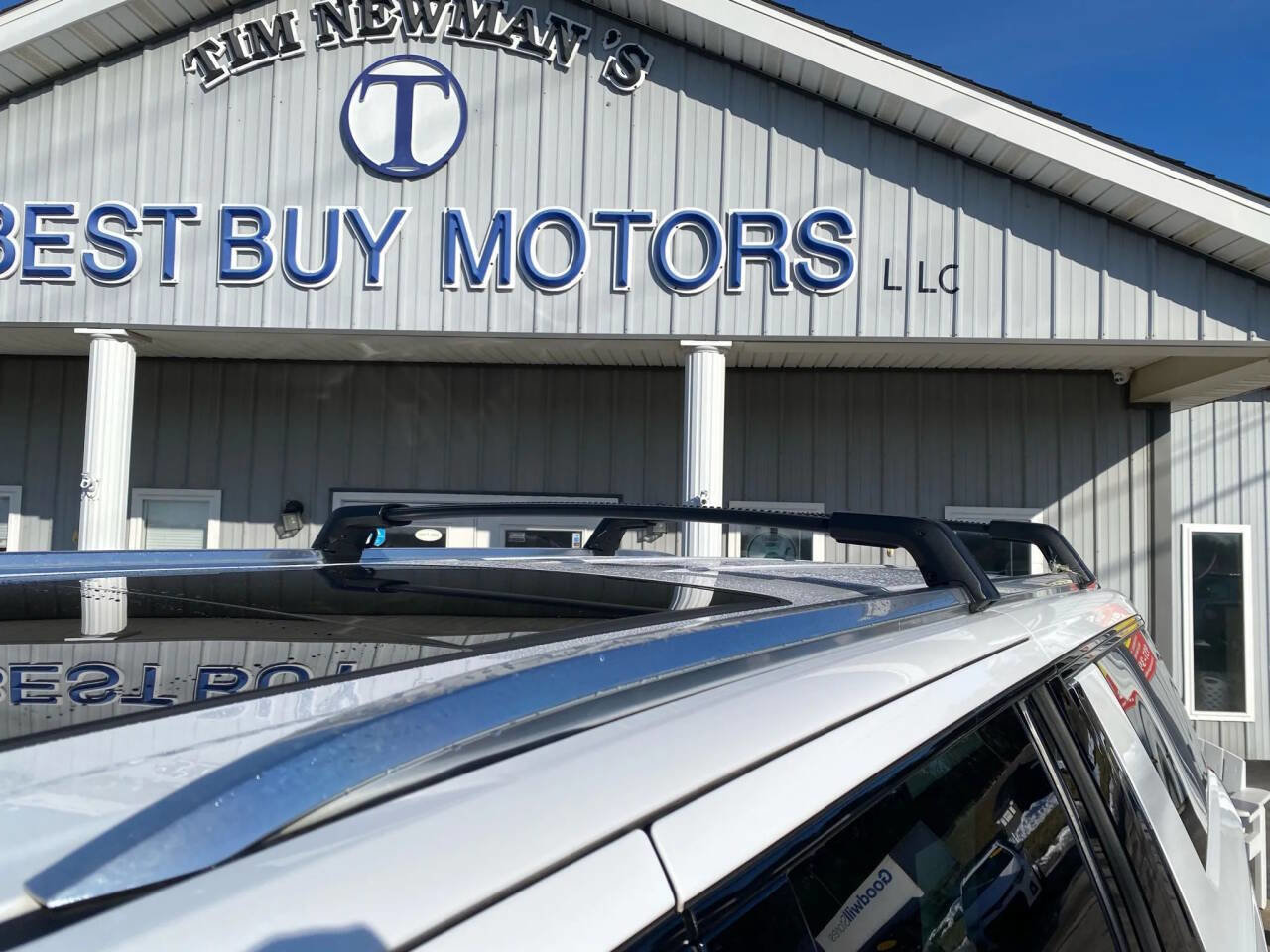 Used 2022 Chevrolet Suburban LT w/ LT Signature Plus Package image 29
