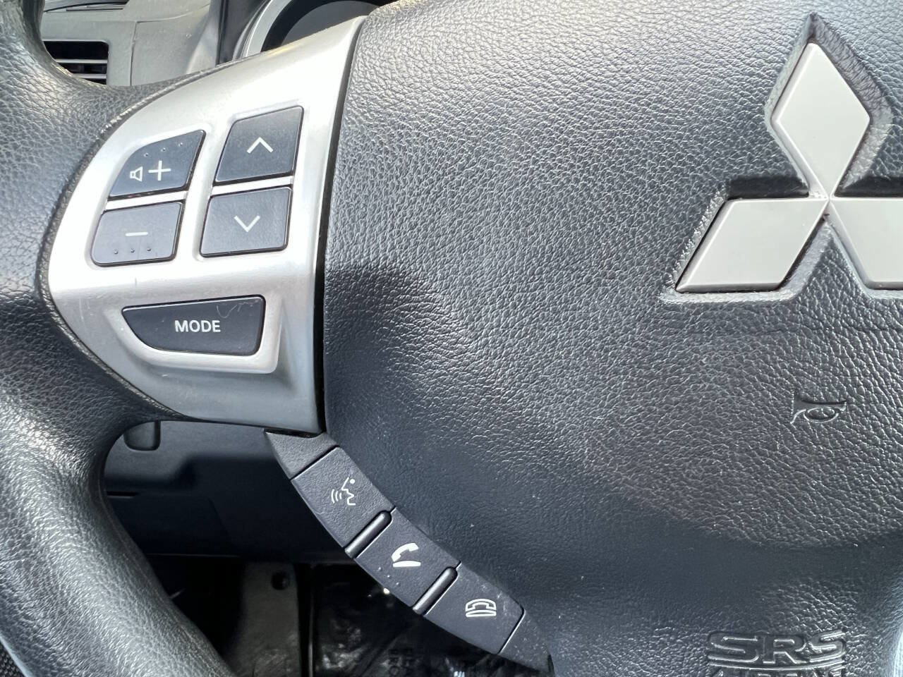 Used 2013 Mitsubishi Lancer ES FWD image 15