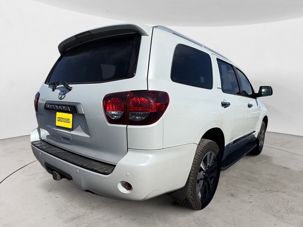 Used 2022 Toyota Sequoia Limited AWD/4WD image 4