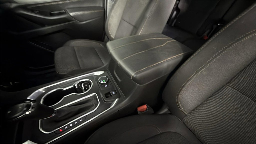 Used 2020 Chevrolet Traverse LS image 24