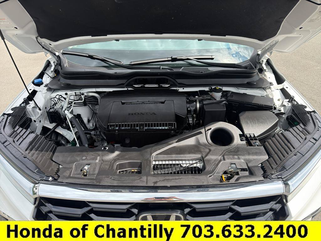 Certified 2025 Honda Pilot Touring image 35