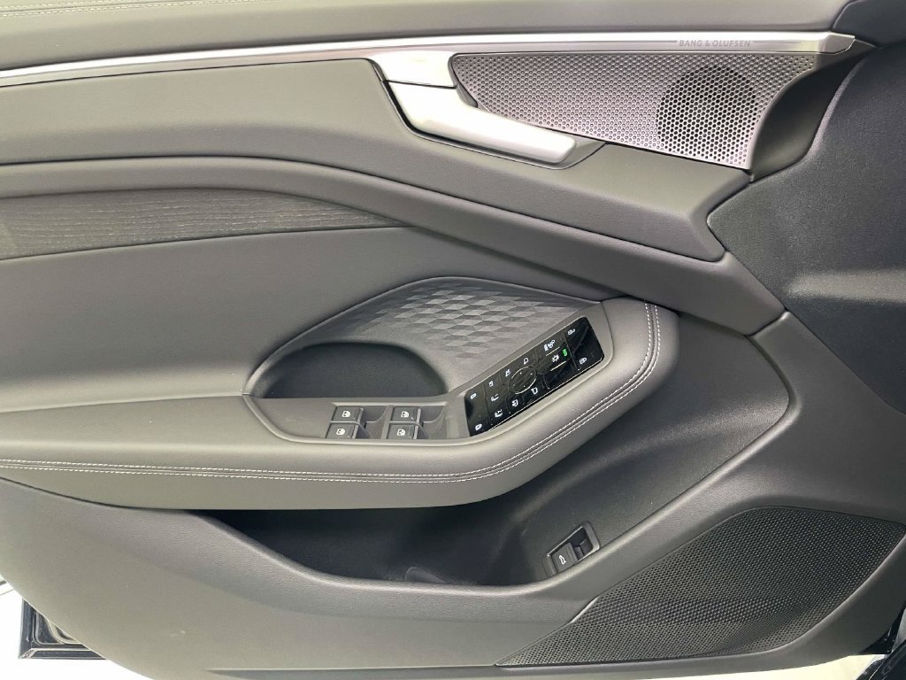 New 2026 Audi A6 Premium Plus AWD/4WD image 34