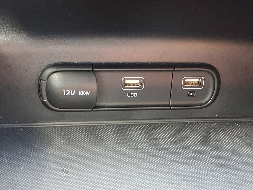 Used 2021 Kia K5 GT-Line AWD/4WD image 6