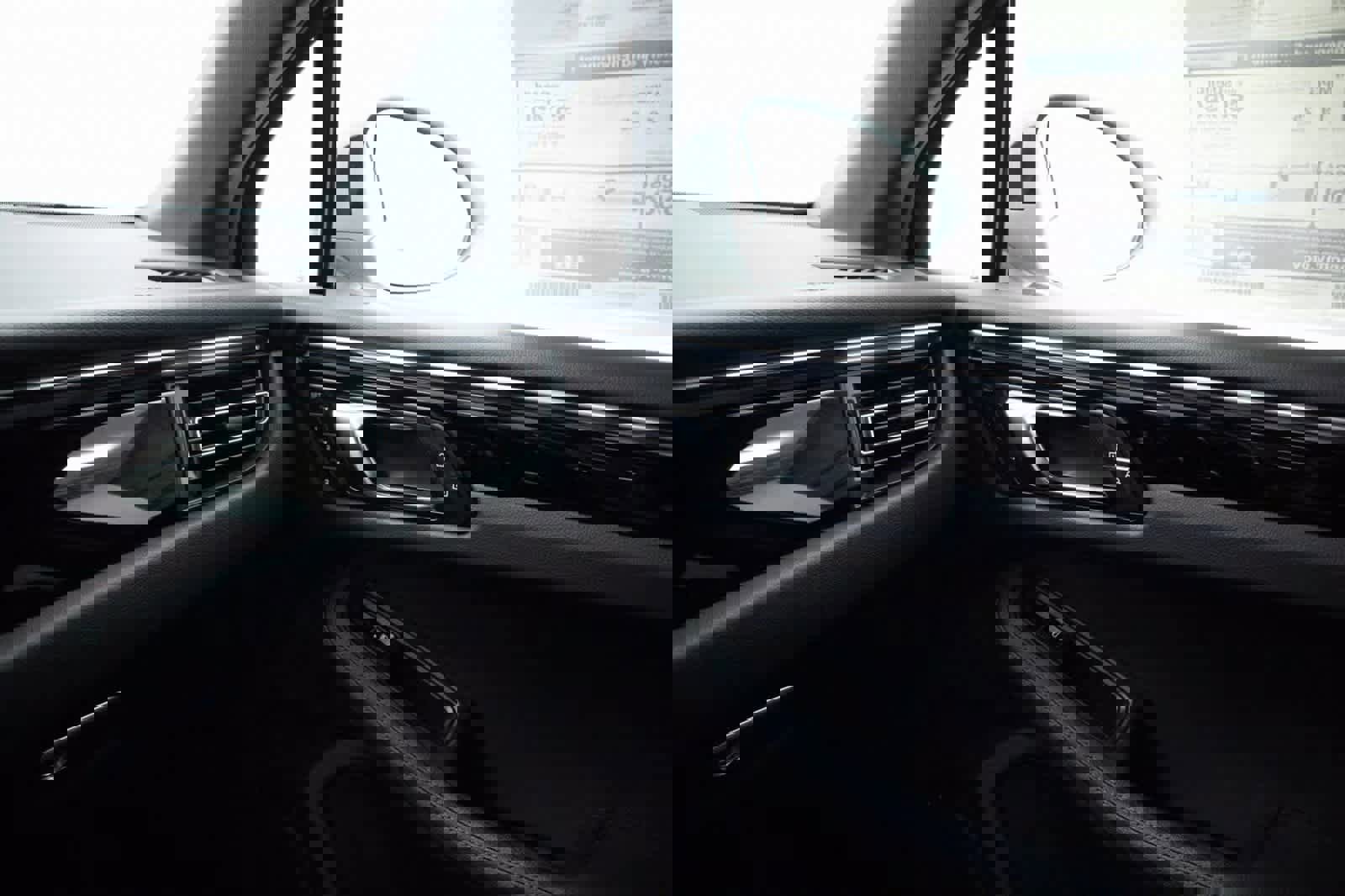 Certified 2025 Porsche Macan image 25