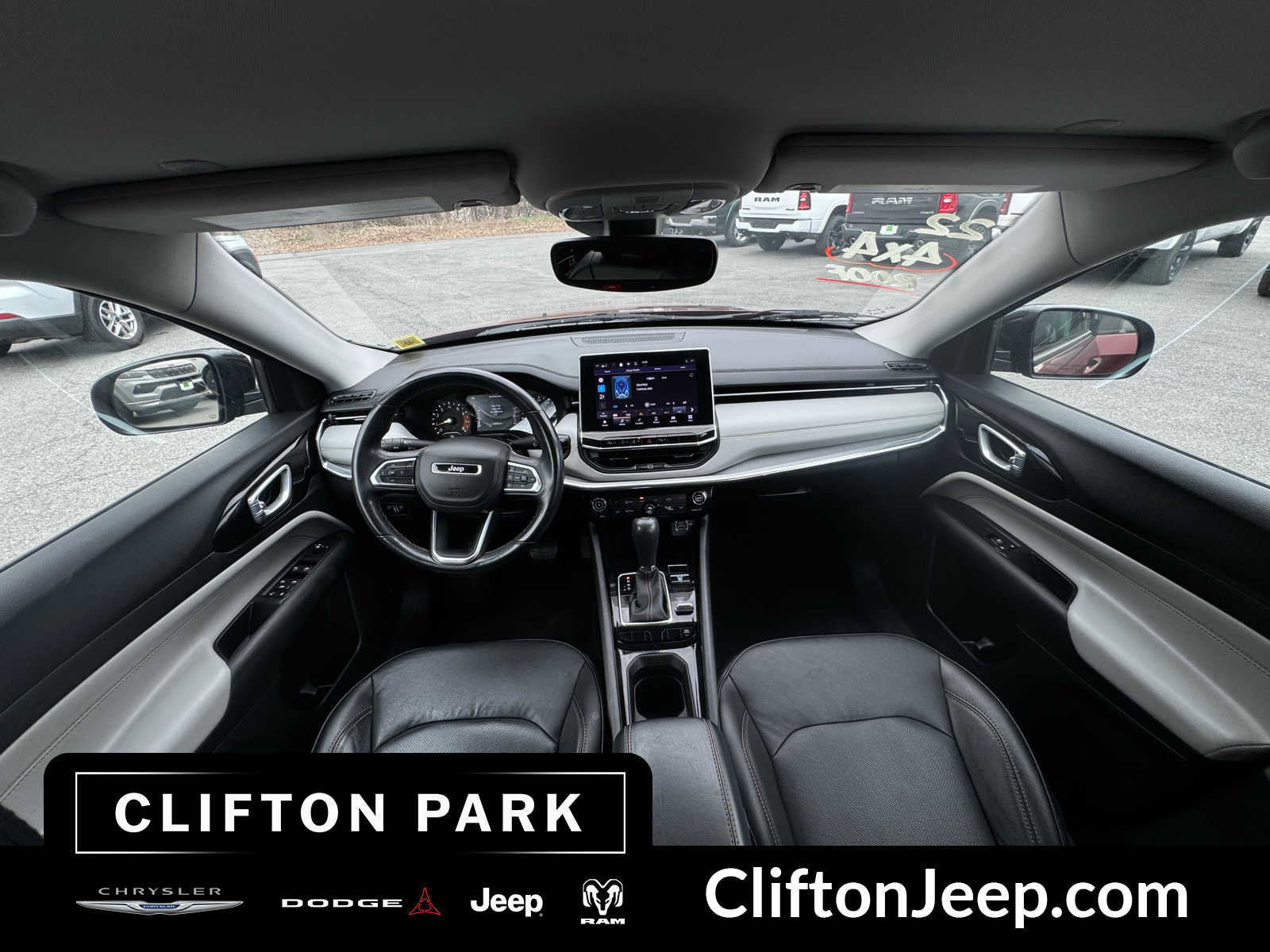 Used 2022 Jeep Compass Limited image 25