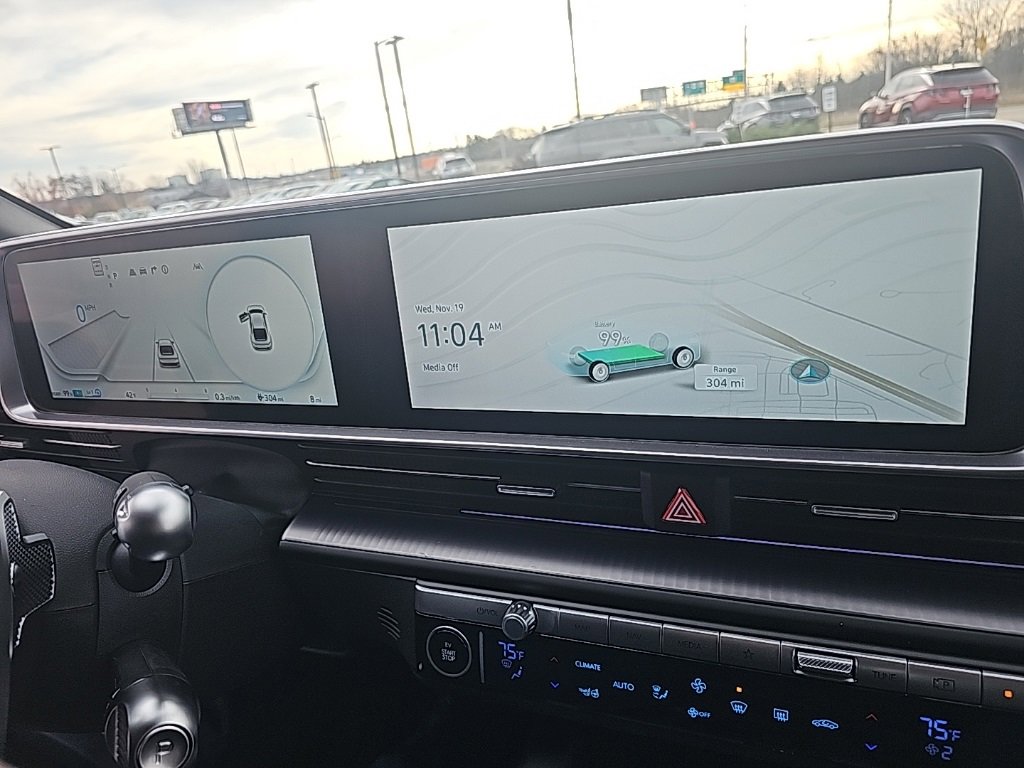 New 2025 Hyundai Ioniq 6 Limited image 17