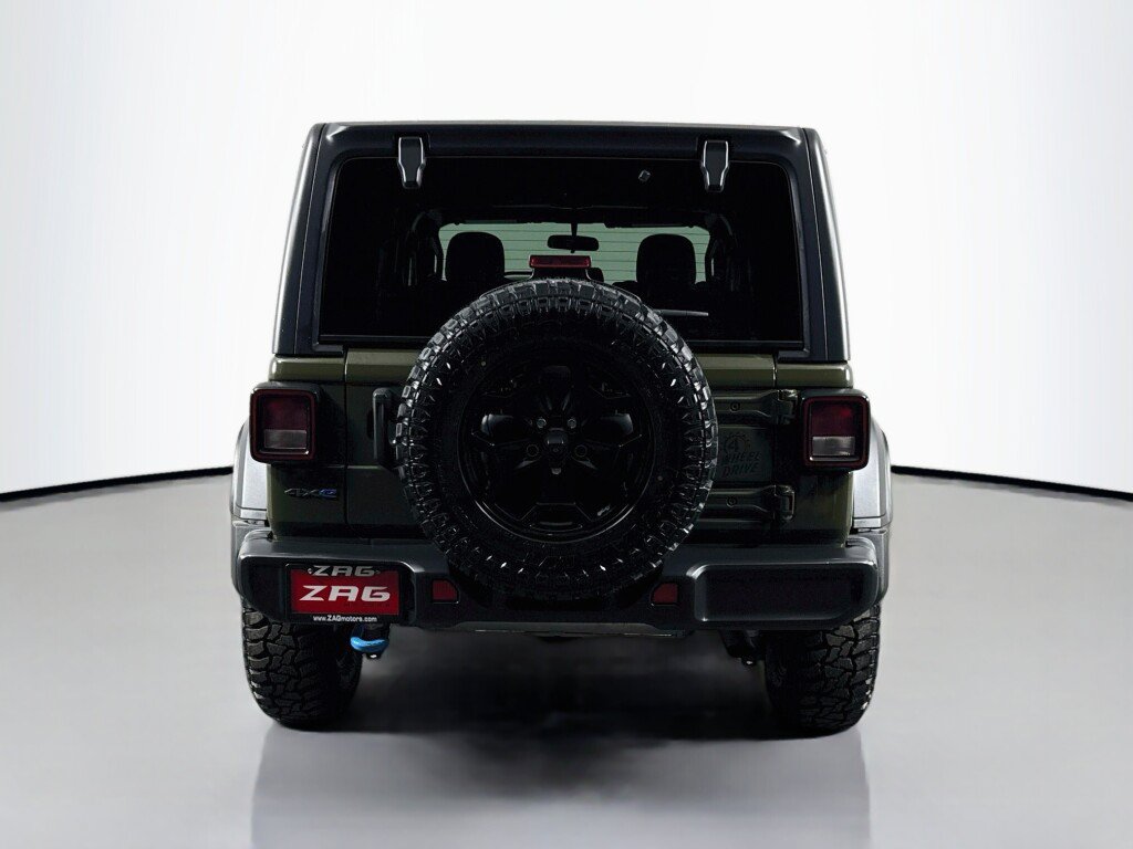 Used 2023 Jeep Wrangler Unlimited AWD/4WD image 4
