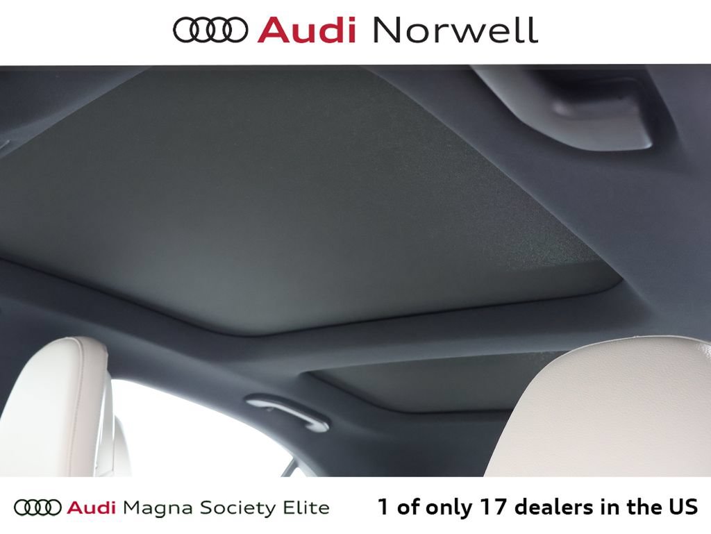 Used 2023 Mercedes-Benz C 300 4MATIC Sedan image 7