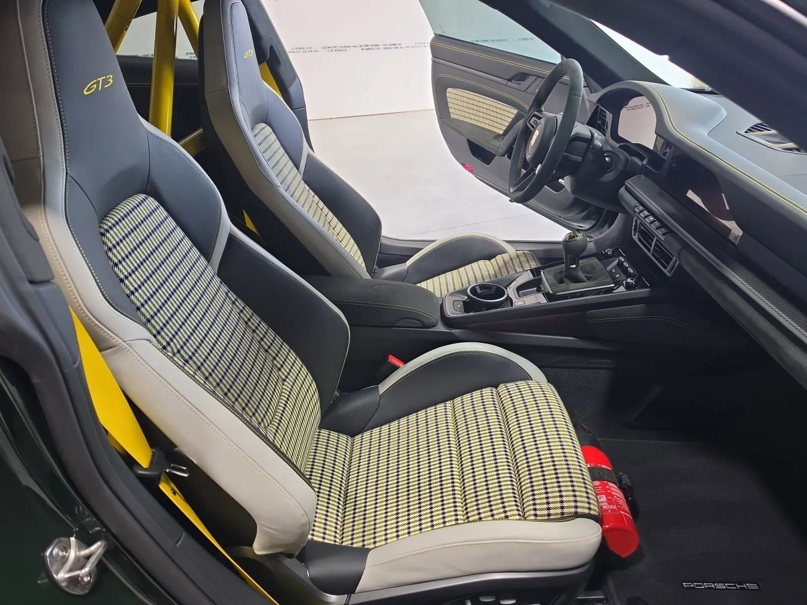 Used 2026 Porsche 911 GT3 RWD image 78