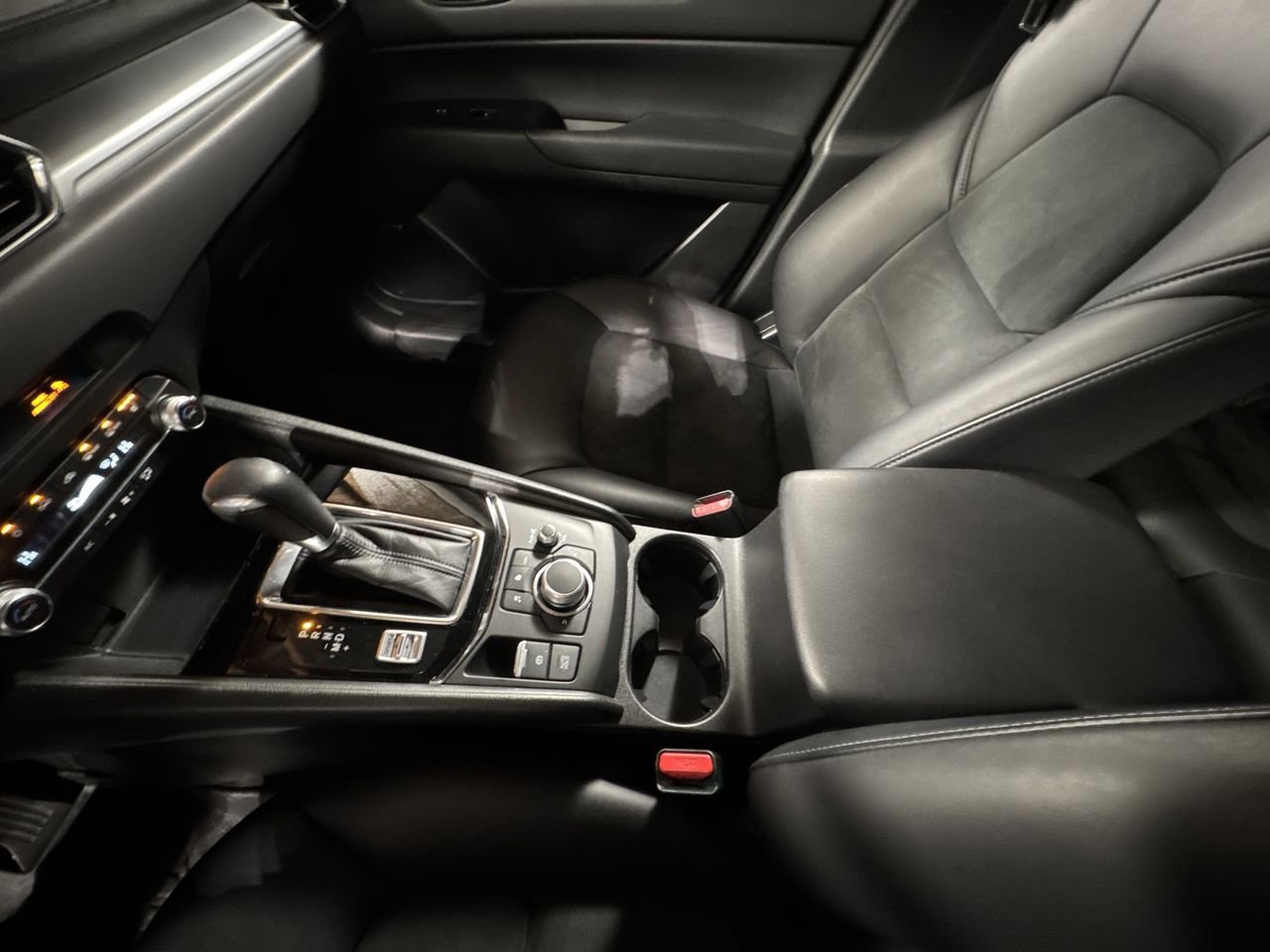 Used 2020 MAZDA CX-5 Touring image 27