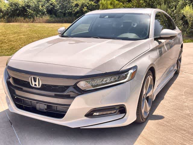 Used 2018 Honda Accord Touring image 2