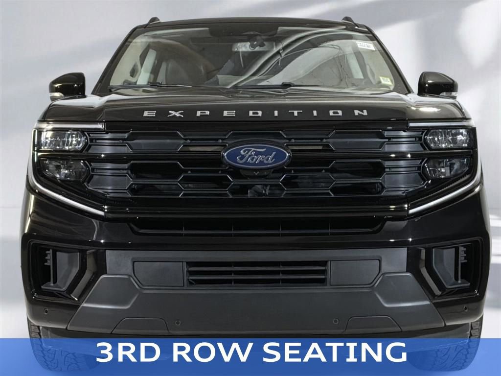 Certified 2025 Ford Expedition Active image 23