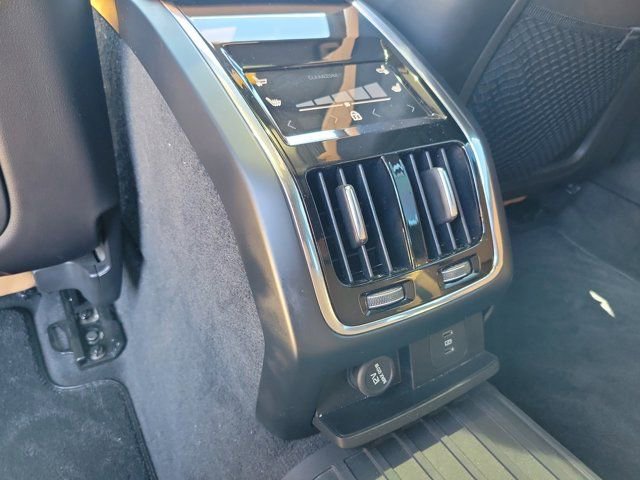 Used 2023 Volvo S90 B6 Ultimate w/ Lounge Package AWD/4WD image 17