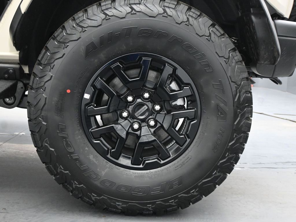 New 2026 Ford Bronco Raptor w/ Interior Carbon Fiber Pack AWD/4WD image 20