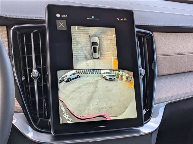 New 2026 Volvo XC90 T8 Plus w/ Protection Package Premier image 15
