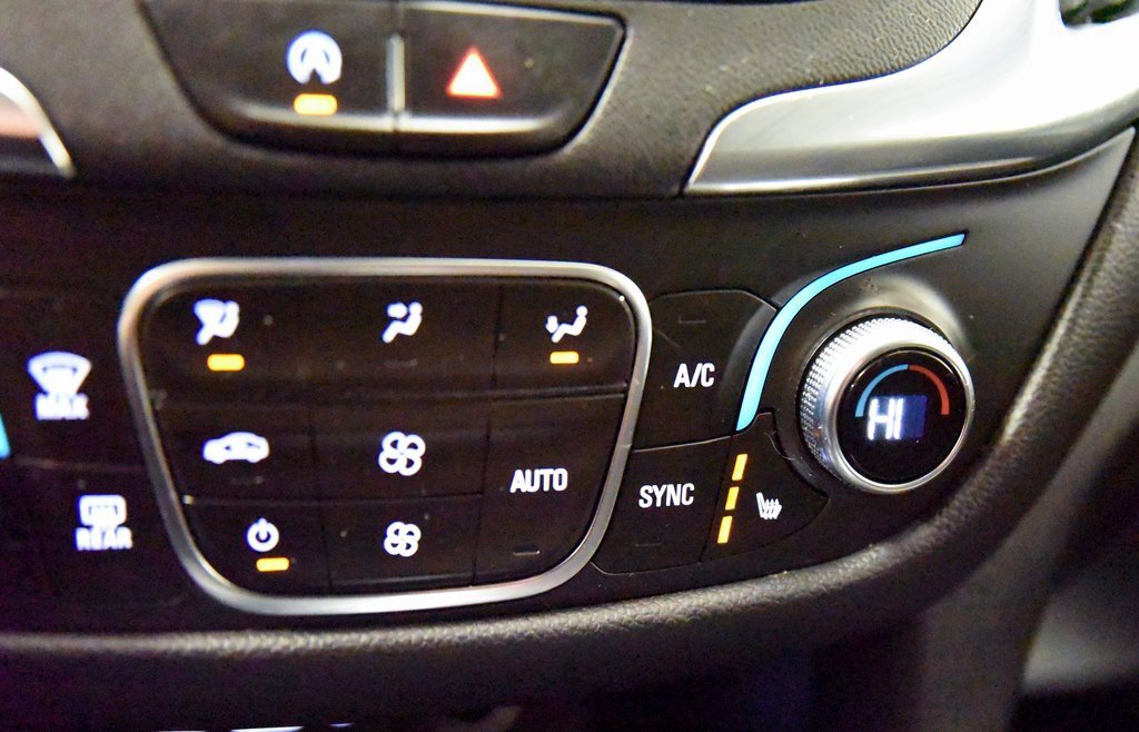 Used 2023 Chevrolet Equinox LT image 22