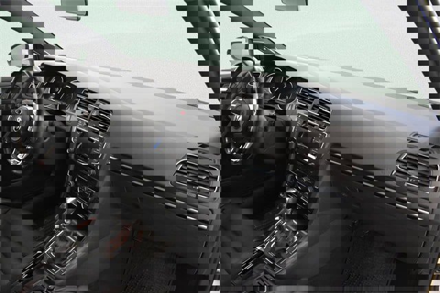 Used 2015 Volkswagen Golf 4-Door image 13