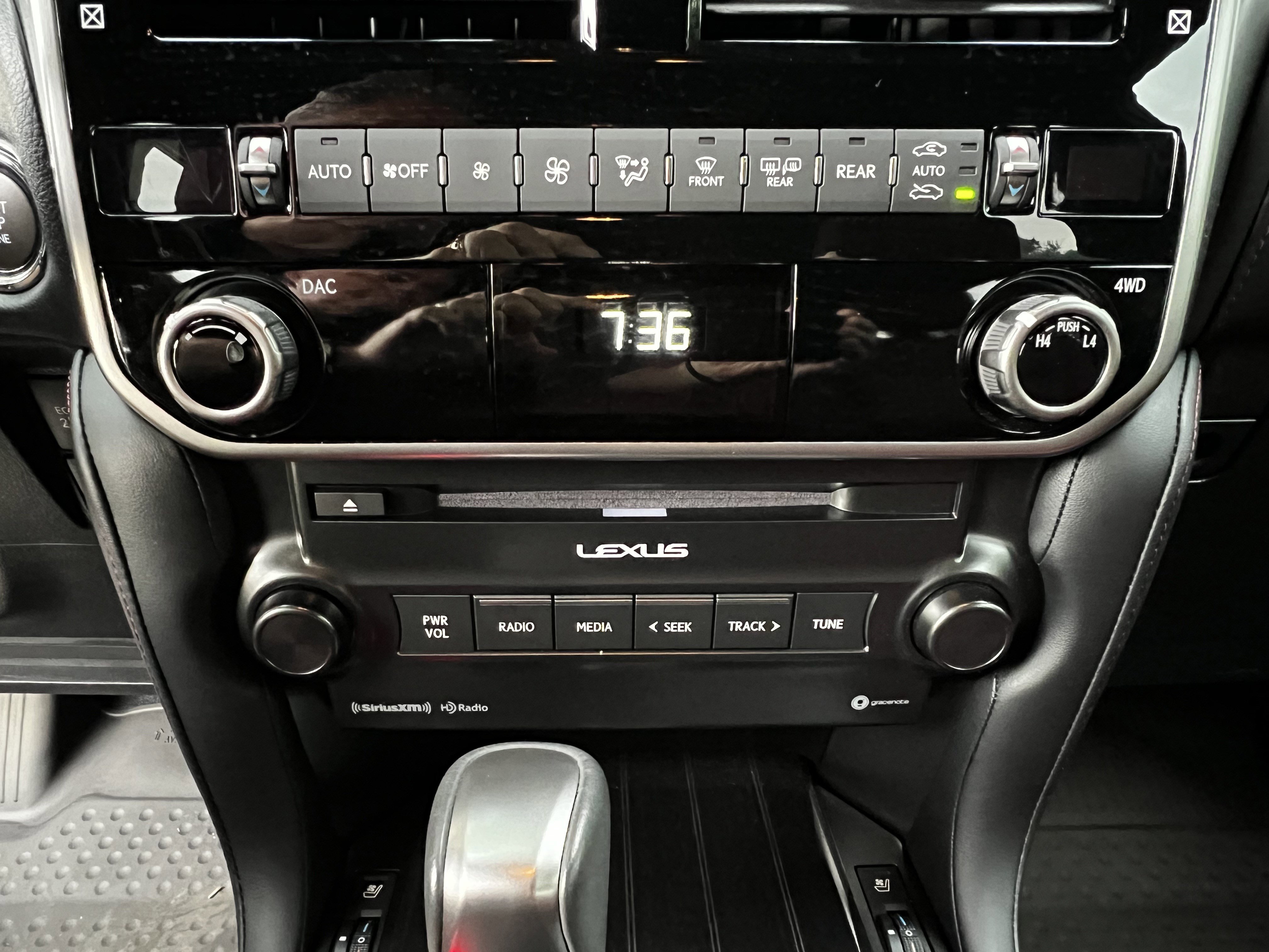 Used 2023 Lexus GX 460 Premium w/ Premium Package AWD/4WD image 27