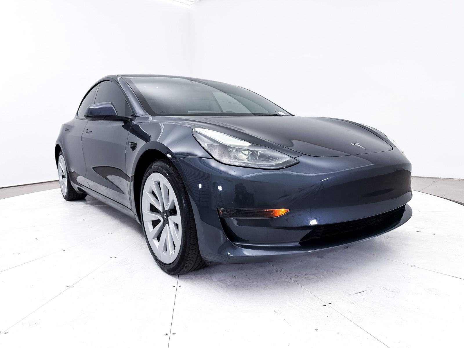 Used 2023 Tesla Model 3 Standard Range RWD image 12