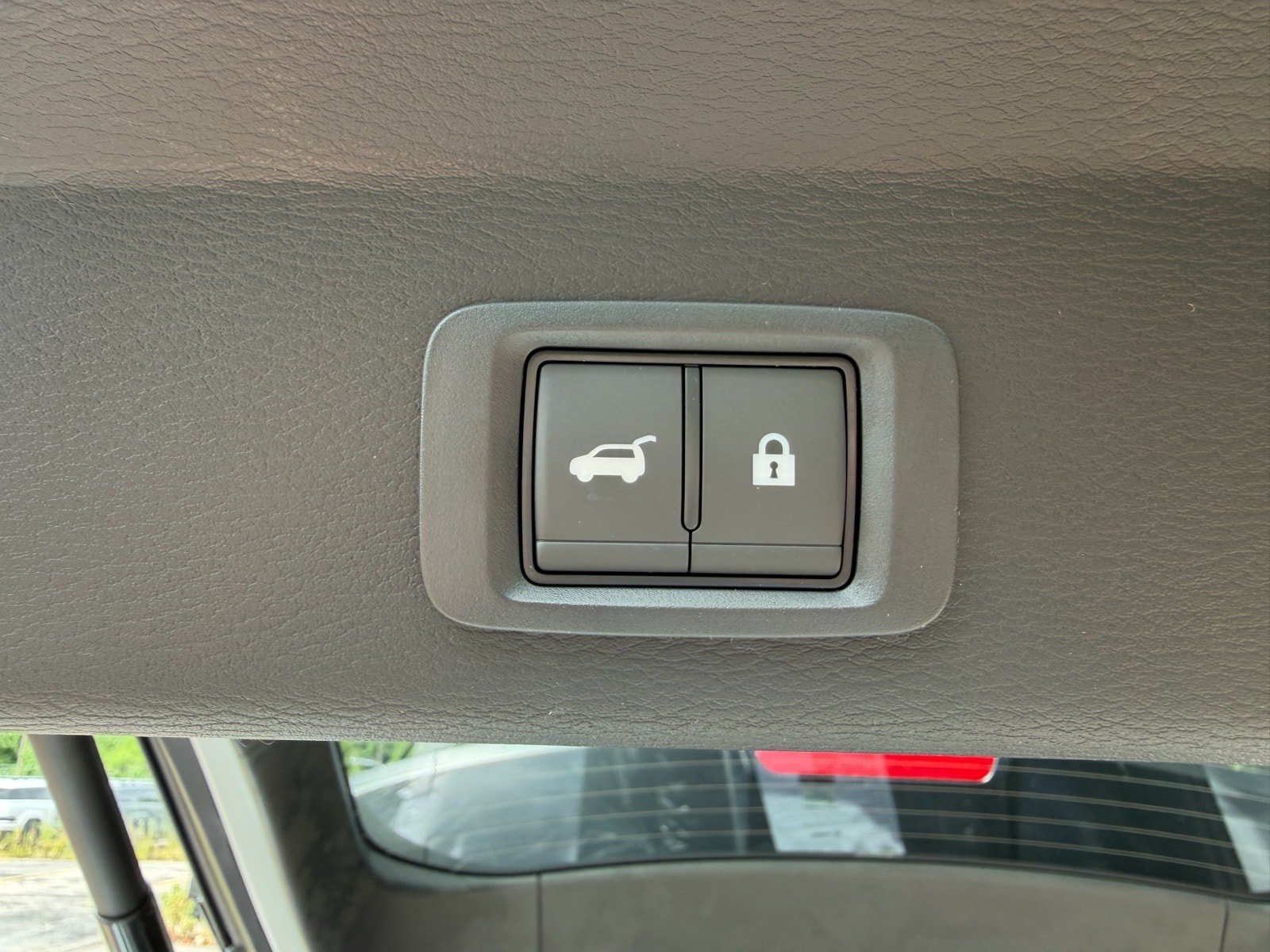 New 2026 Mitsubishi Outlander SEL AWD/4WD image 18