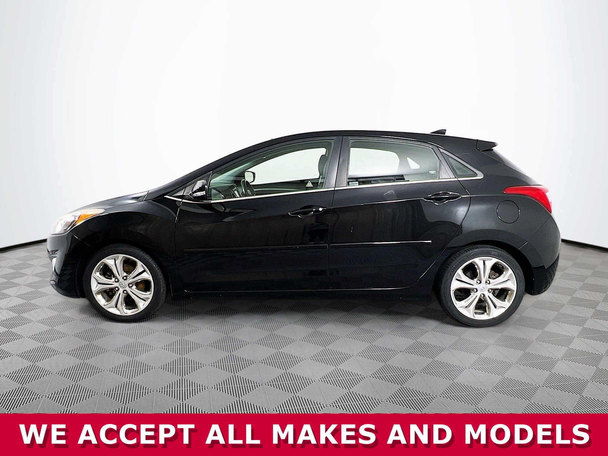 Used 2014 Hyundai Elantra GT w/ Option Group 03 image 27