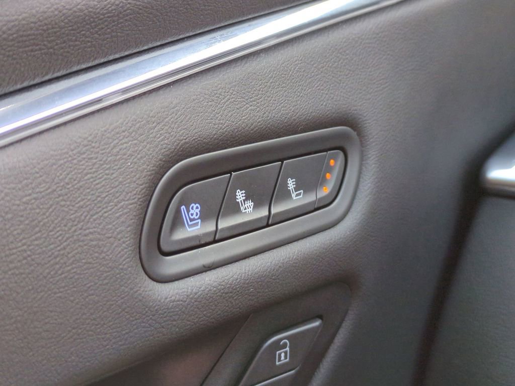 Used 2024 Cadillac Escalade Sport w/ Touring Package image 23