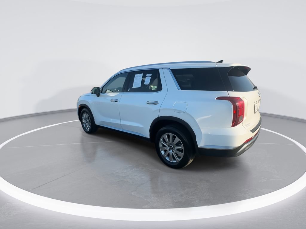 Used 2023 Hyundai Palisade SEL w/ Cargo Package image 6